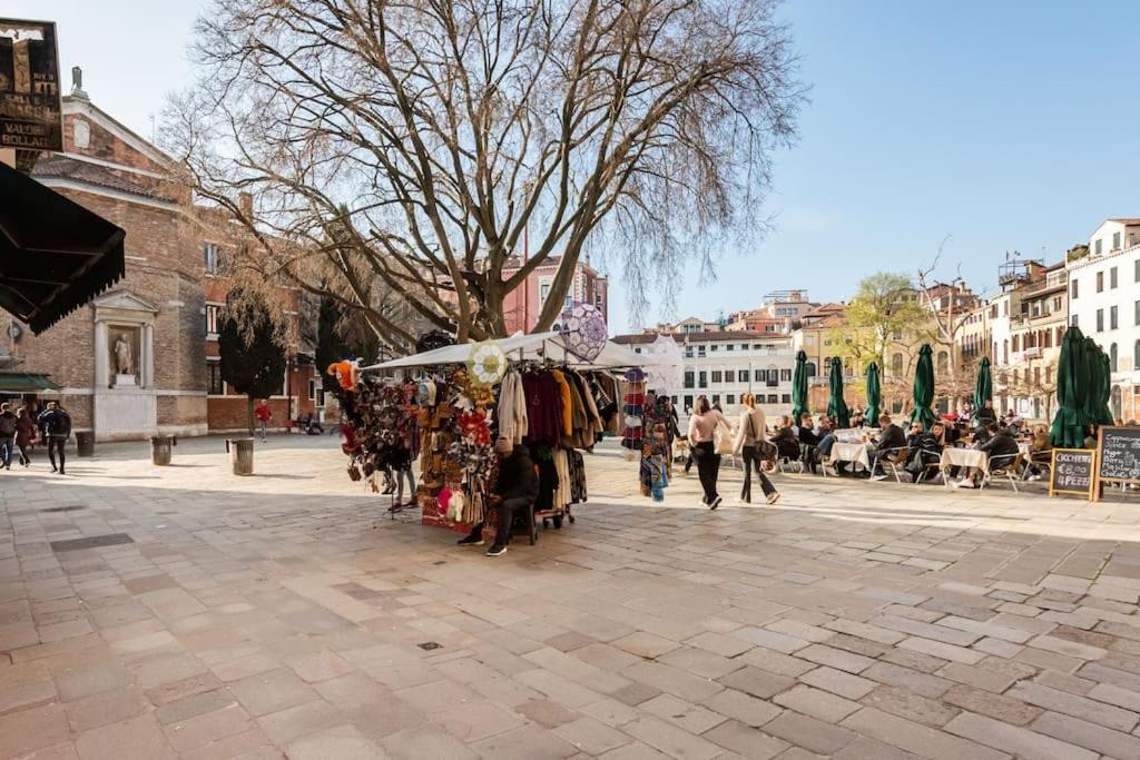 Ca' Della Madoneta - Vista Canale Venice Exterior photo